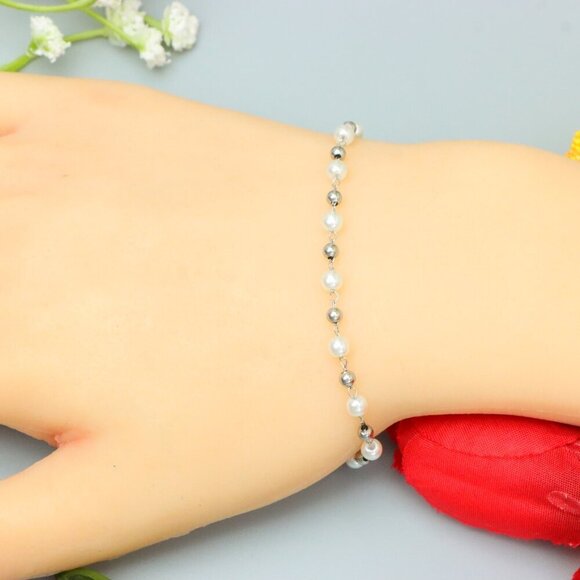 "Elegant & Trendy Bracelet, A Perfect Gift for Women, Thoughtful, EVCH1161 - Picture 5 of 8